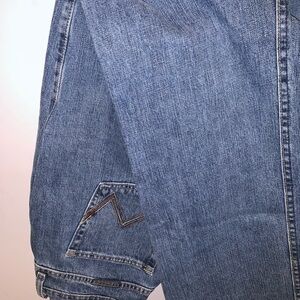 Wrangler Relaxed Fit Blue Jeans